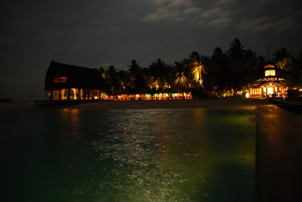 maldives_by_night