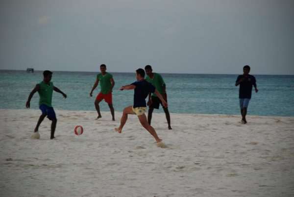 maldives_beach_football